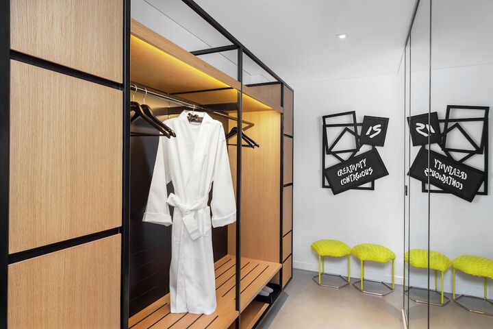 Room 20 of 74