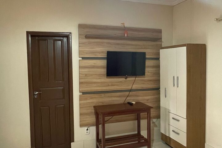 Room 7 of 14