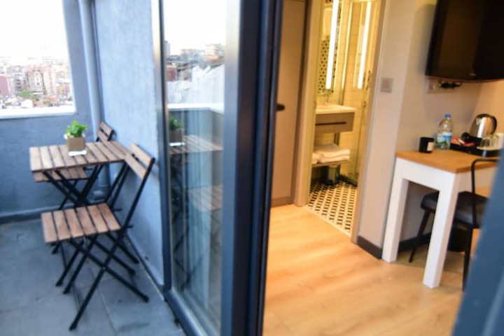 Terrace/Patio 17 of 22