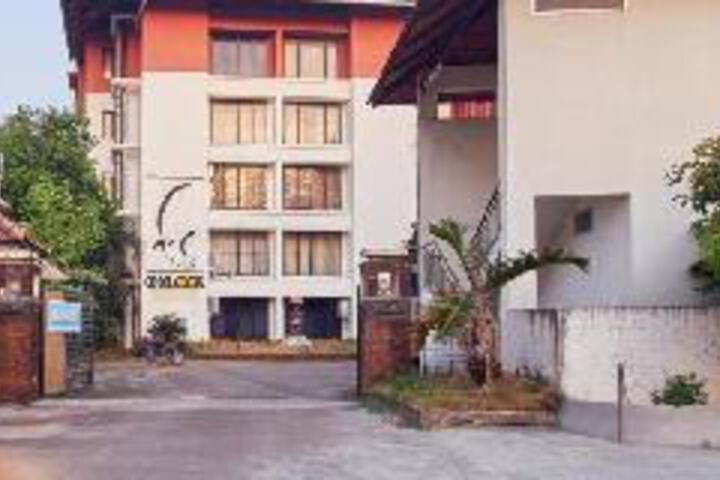 Hotel 5 of 11