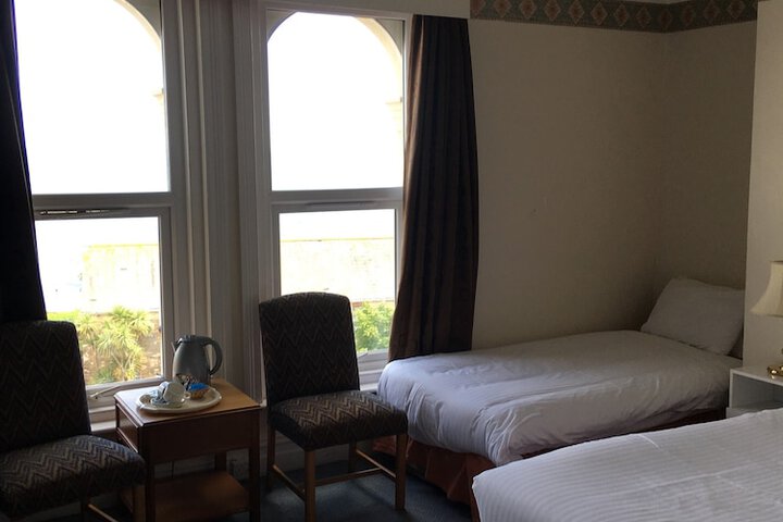 Room 5 of 67