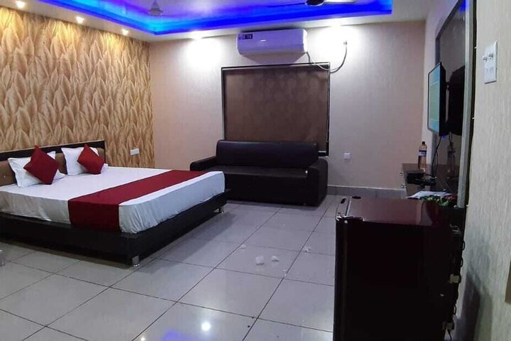 Room 14 of 43