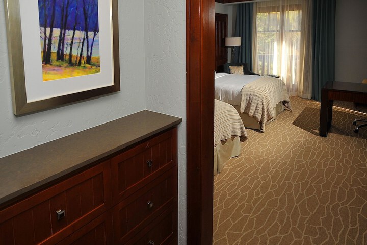 Room 9 of 25