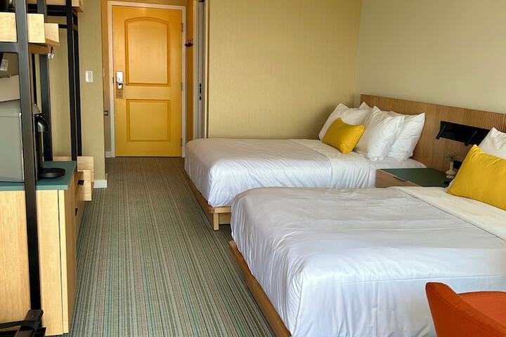 Room 9 of 74