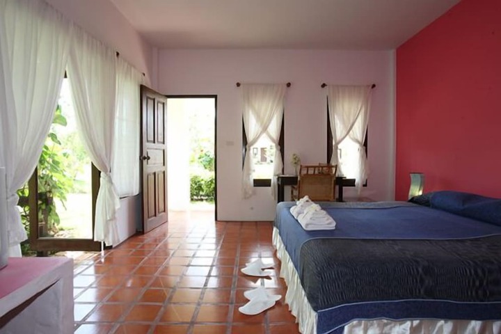 Room 4 of 44