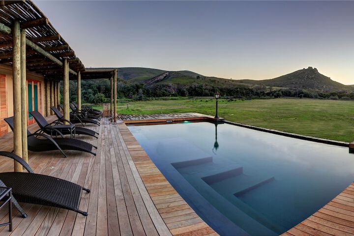 Hotel Pool