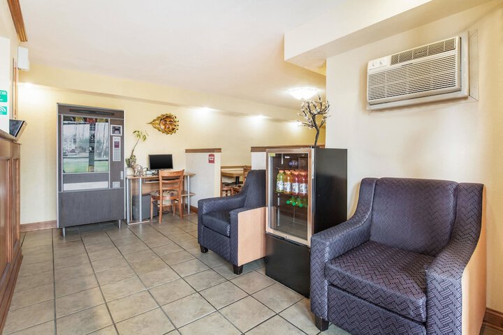 Hotel Interior 5 of 52