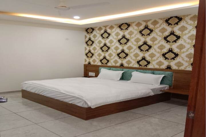 Room 15 of 17