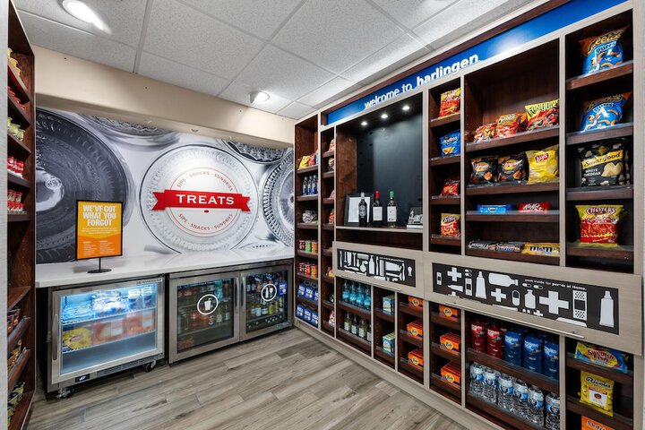 Snack bar