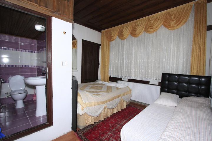 Room 20 of 46