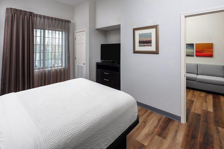 Room 48 of 105