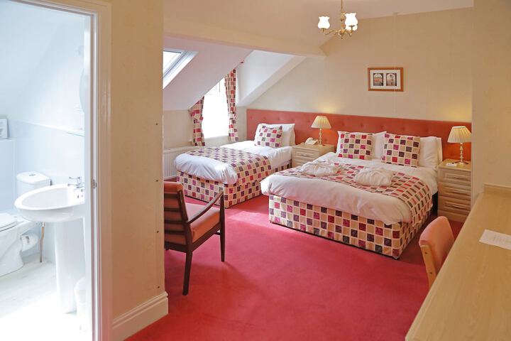 Room 29 of 104