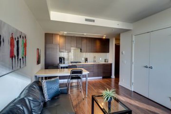 Room 12 of 30