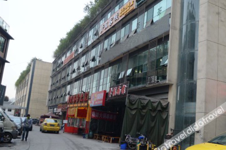 Qingfeng Inn
