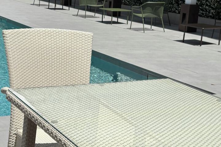 Pool 40 of 54