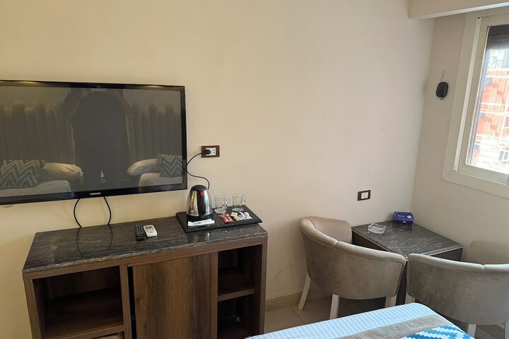 Room 7 of 36