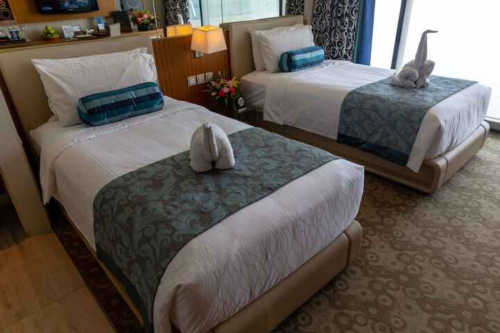 Room 60 of 204
