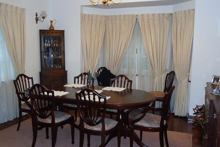 Room 12 of 34