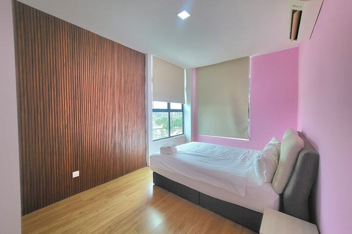 Room 9 of 55