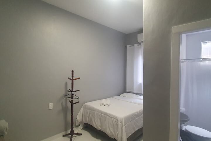 Room 21 of 43