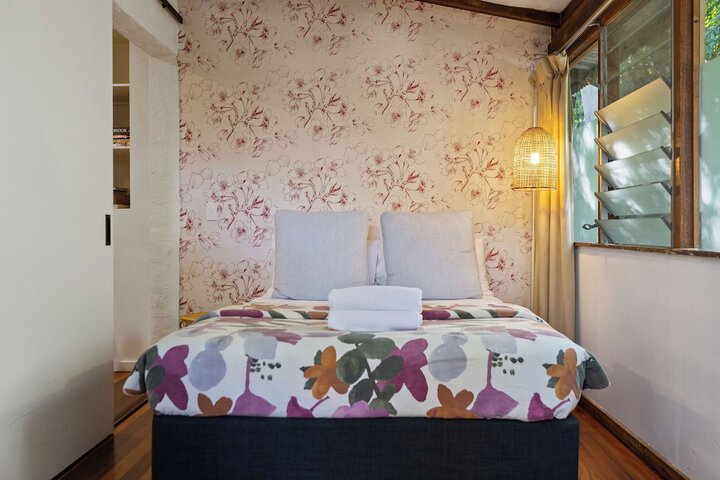 Room 3 of 72