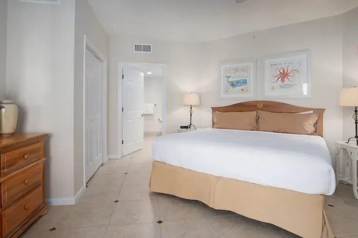 Room 4 of 35