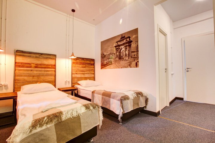 Room 28 of 29