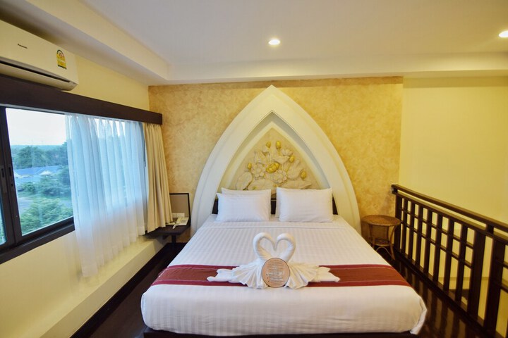 Room 21 of 151