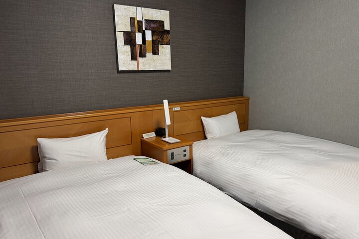 Room 4 of 22
