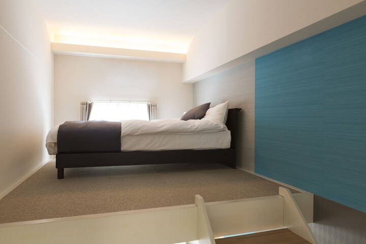Room 8 of 60