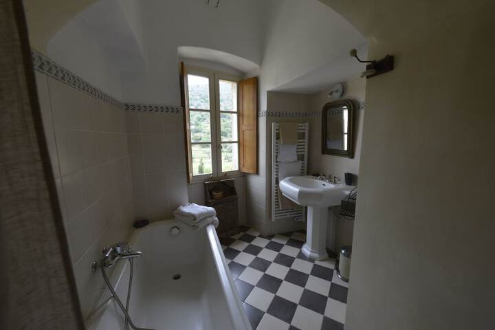 Room 55 of 78