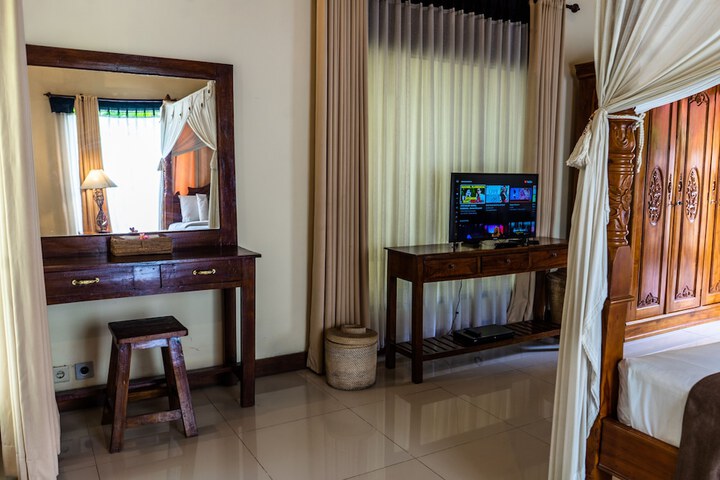 Room 40 of 174