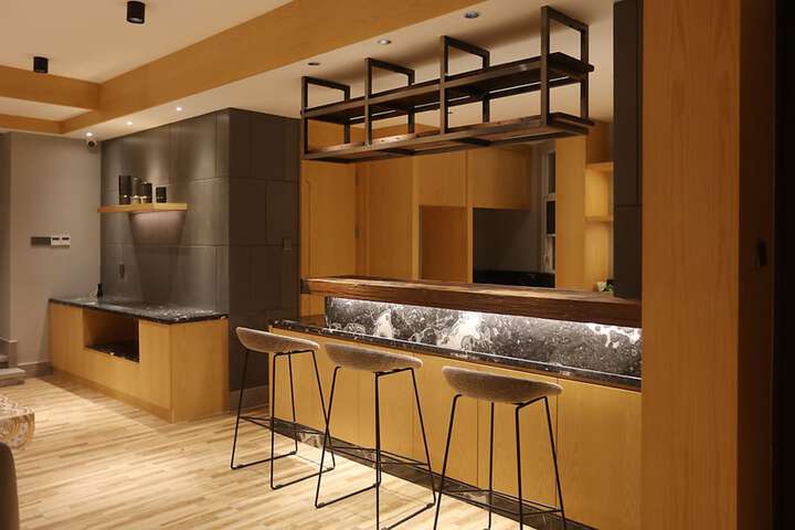 Room 2 of 16