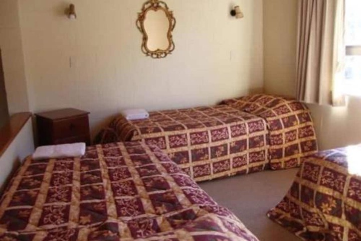Room 10 of 155