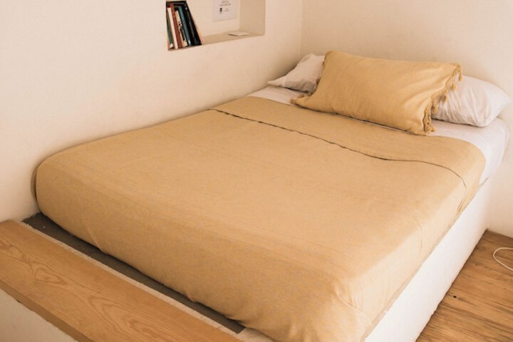Room 11 of 48