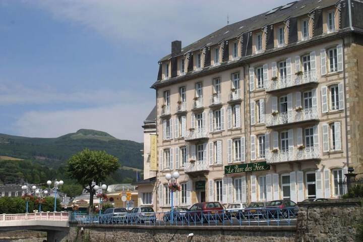 Hotel 46 of 47
