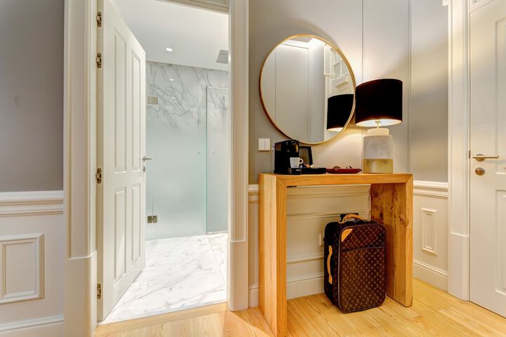 Room 40 of 77