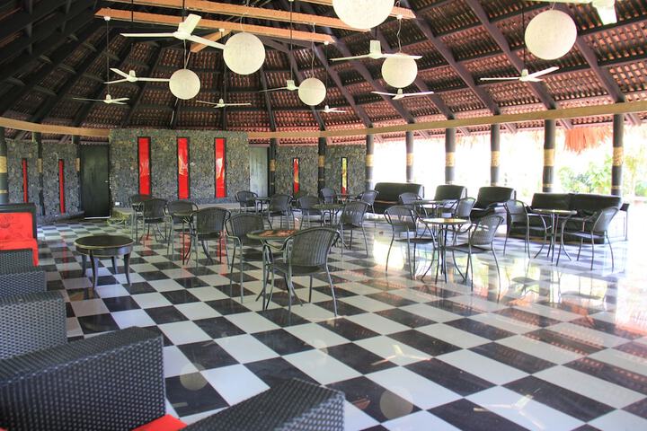 Ballroom/Hall 57 of 68