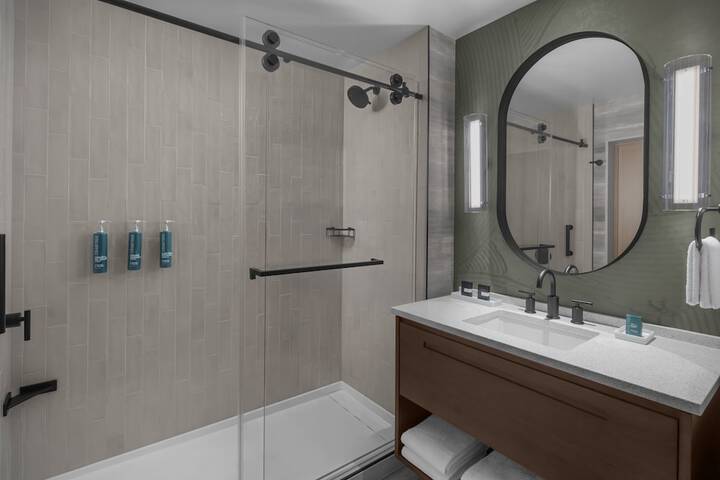 Bathroom shower