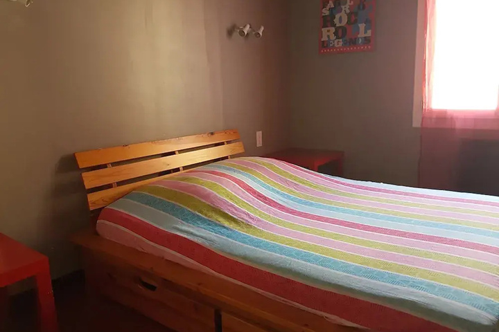 Room 3 of 12