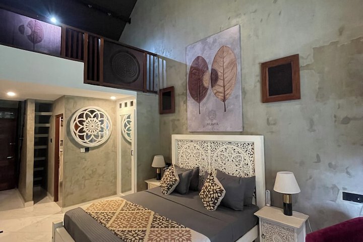 Room 14 of 35