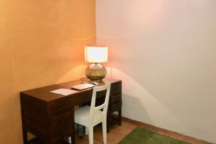 Room 38 of 49