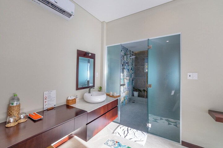 Room 44 of 78