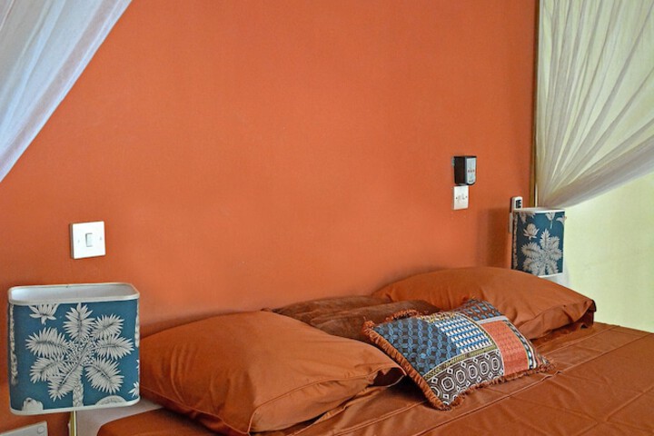 Room 12 of 65