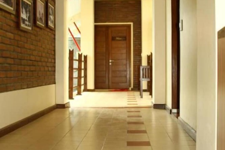 Ballroom/Hall 18 of 23