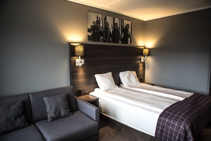 Room 19 of 53