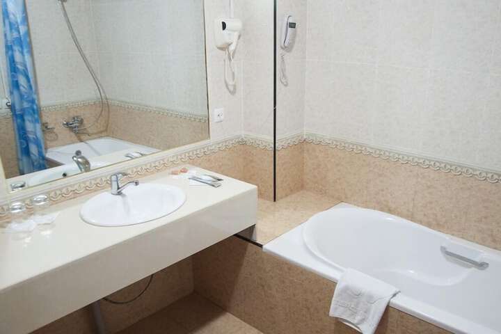 Bath Interior