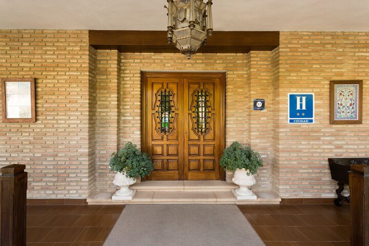 Hotel 57 of 76