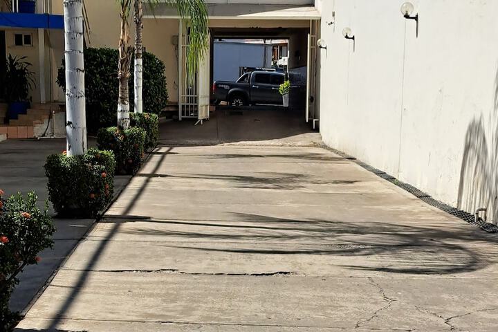 Photo of HOTEL CONFORT PLAZA Y SUITE