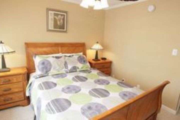 Room 53 of 171